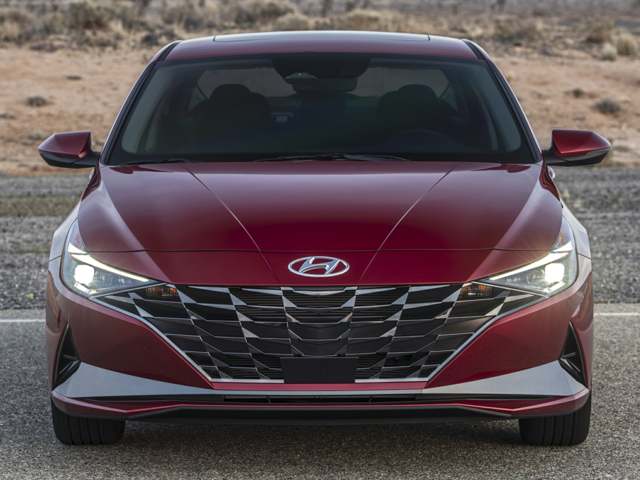 A maroon Hyundai car