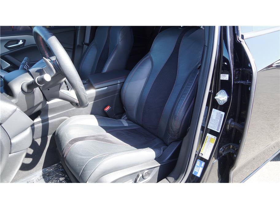 2022 Acura TLX w/A-Spec Package