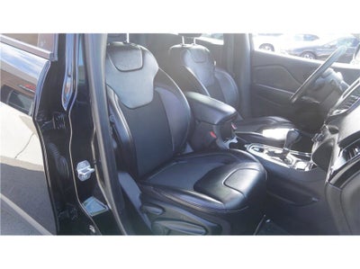 2019 Jeep Cherokee Altitude