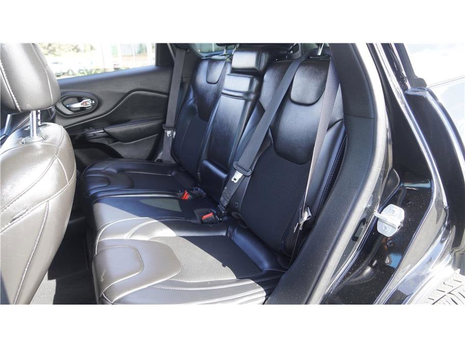 2019 Jeep Cherokee Altitude