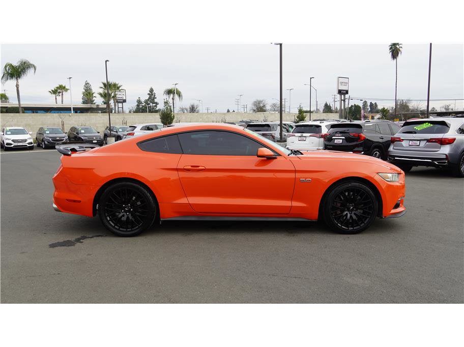 2015 Ford Mustang GT Coupe 2D
