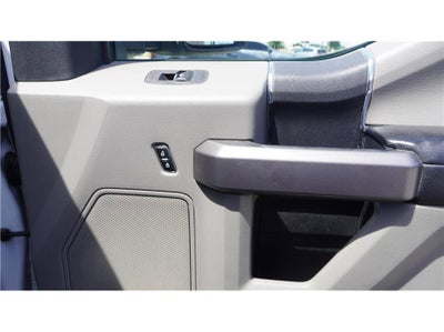 2018 Ford Super Duty F-350 DRW XLT Cab & Chassis 4D