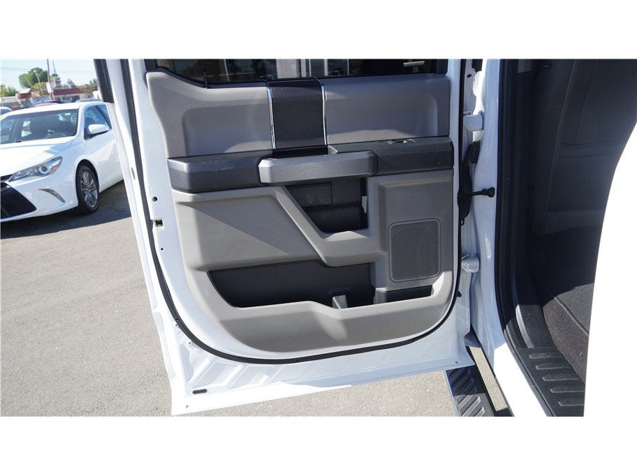 2019 Ford F-150 XLT Pickup 4D 5 1/2 ft