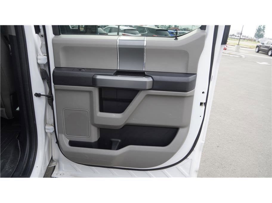 2018 Ford F-150 XLT Pickup 4D 5 1/2 ft