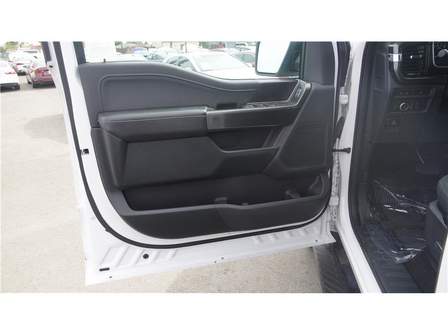 2021 Ford F-150 XLT Pickup 4D 5 1/2 ft