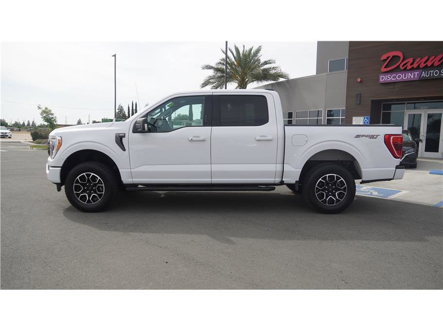 2021 Ford F-150 XLT Pickup 4D 5 1/2 ft