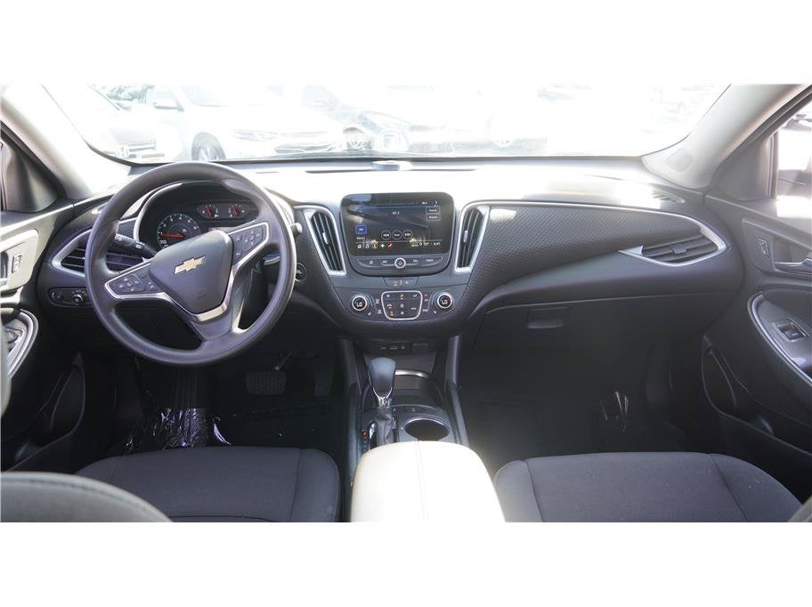 2025 Chevrolet Malibu LT