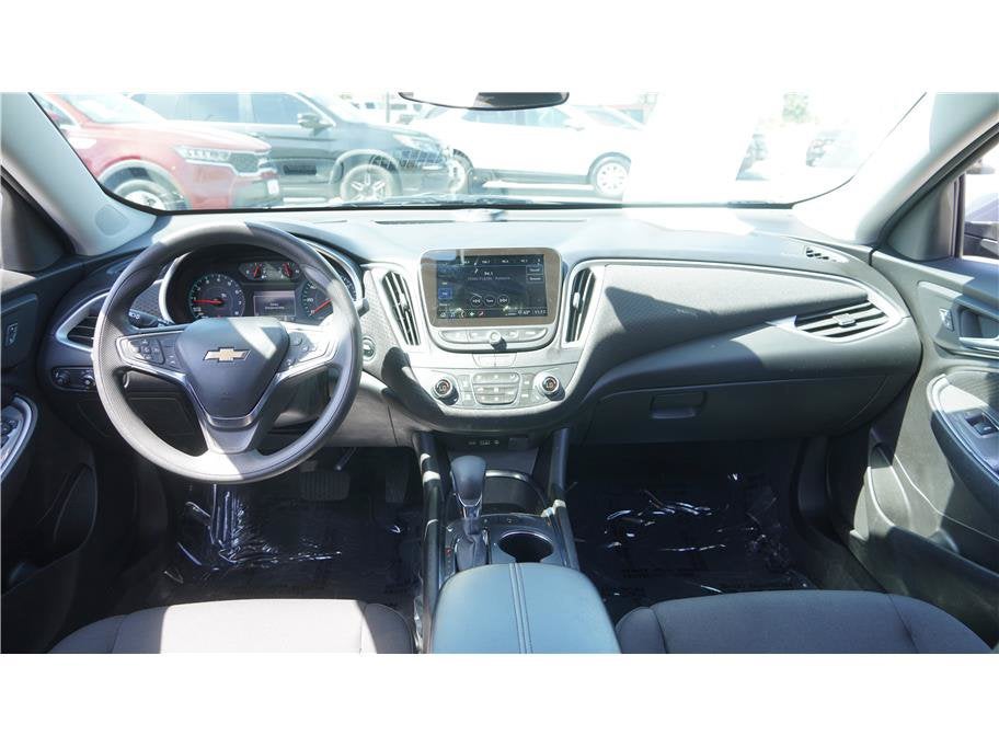 2025 Chevrolet Malibu LT