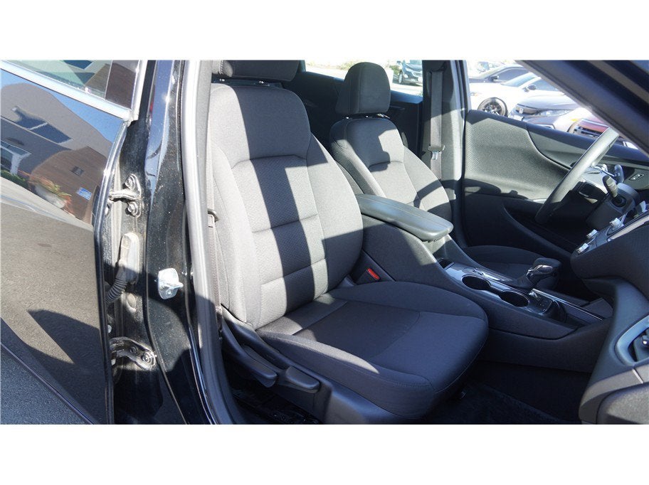 2025 Chevrolet Malibu LT