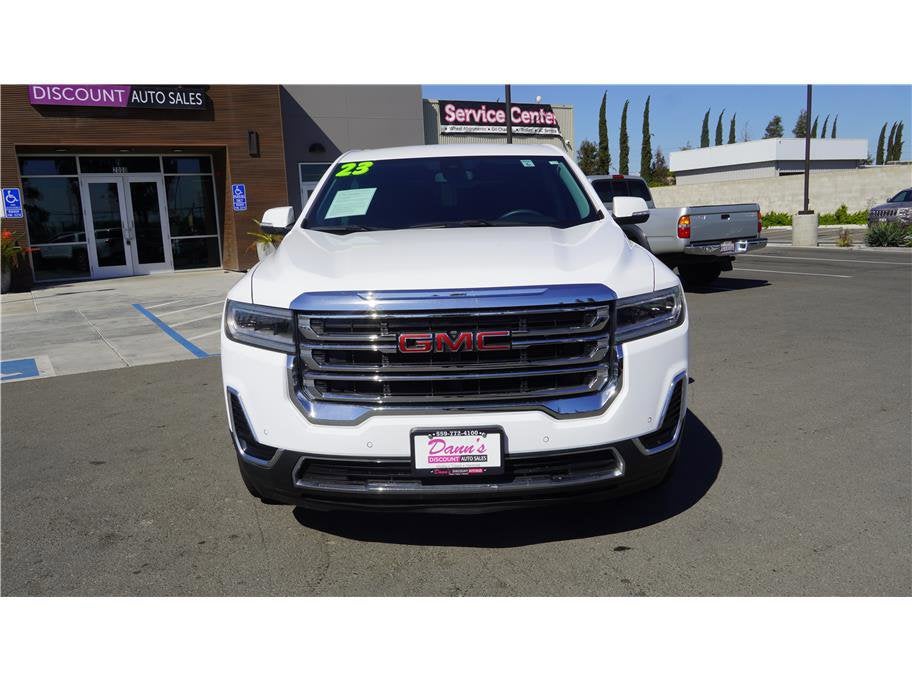 2023 GMC Acadia SLE