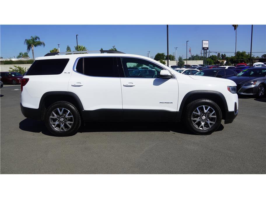 2022 GMC Acadia SLE