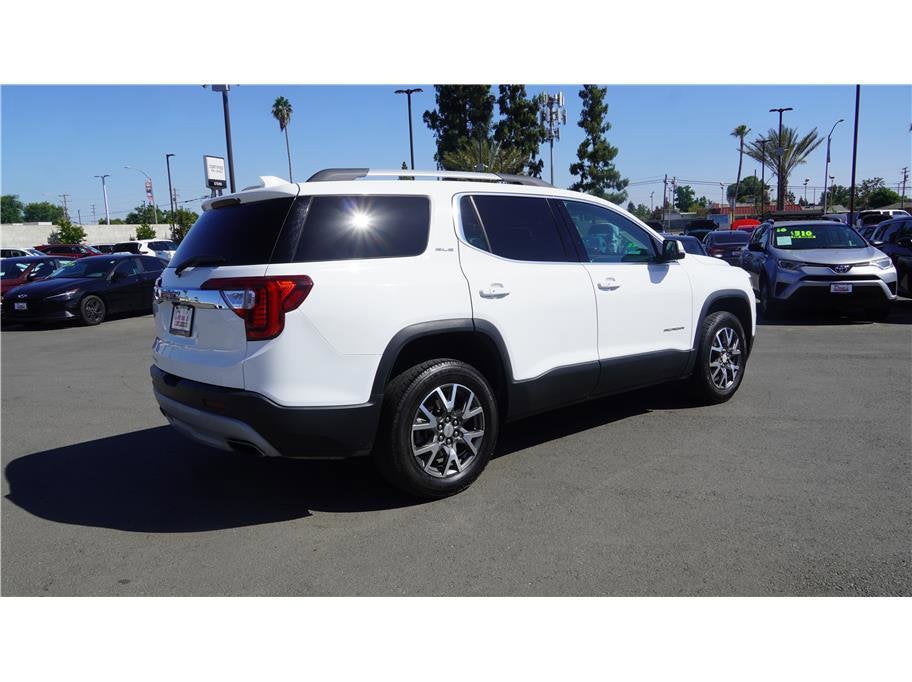 2022 GMC Acadia SLE