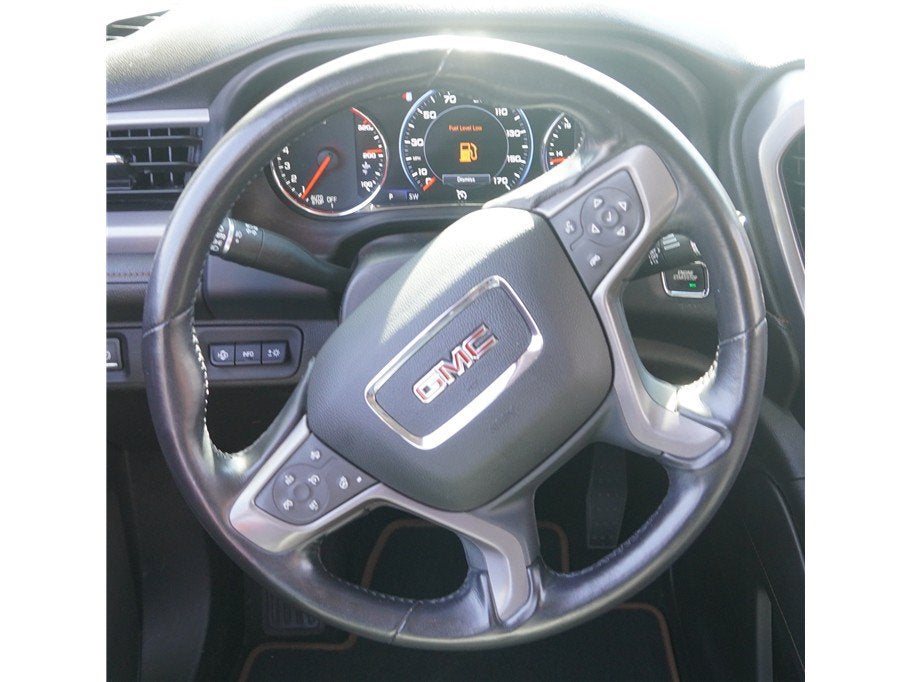 2022 GMC Acadia AT4