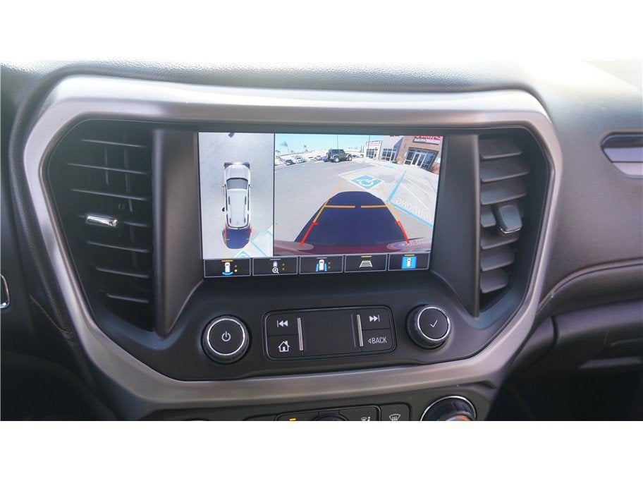 2022 GMC Acadia AT4