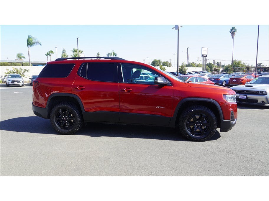 2022 GMC Acadia AT4