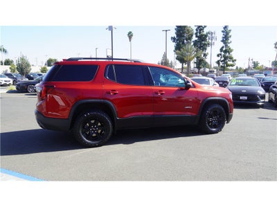 2022 GMC Acadia AT4