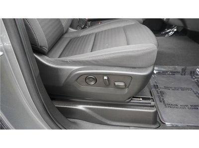 2022 GMC Yukon XL SLE