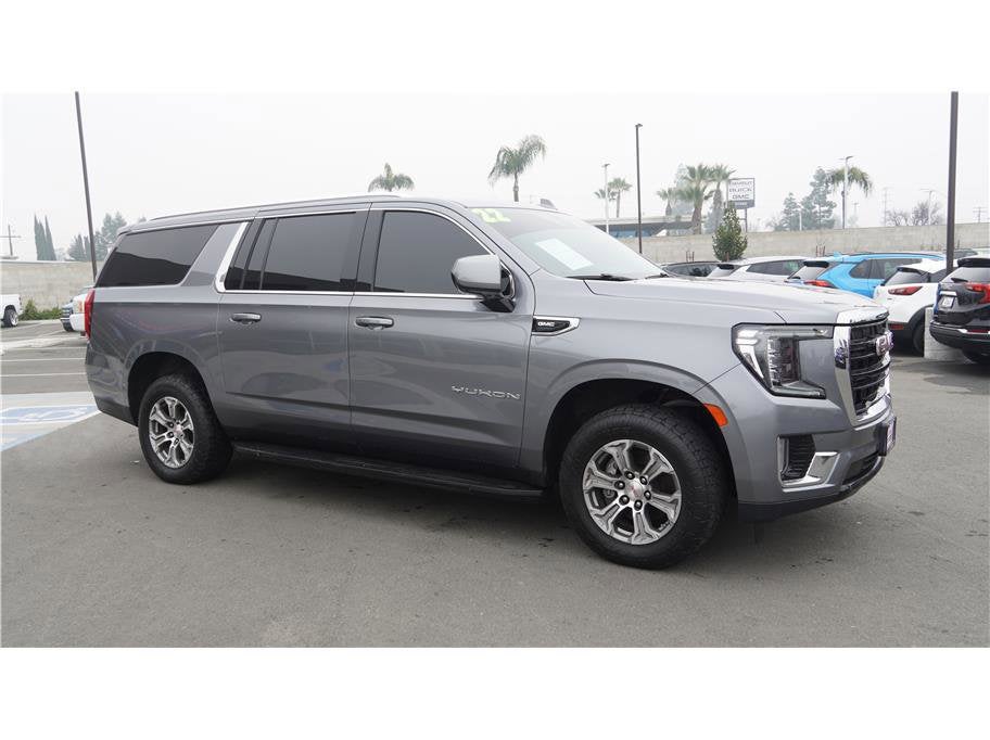 2022 GMC Yukon XL SLE