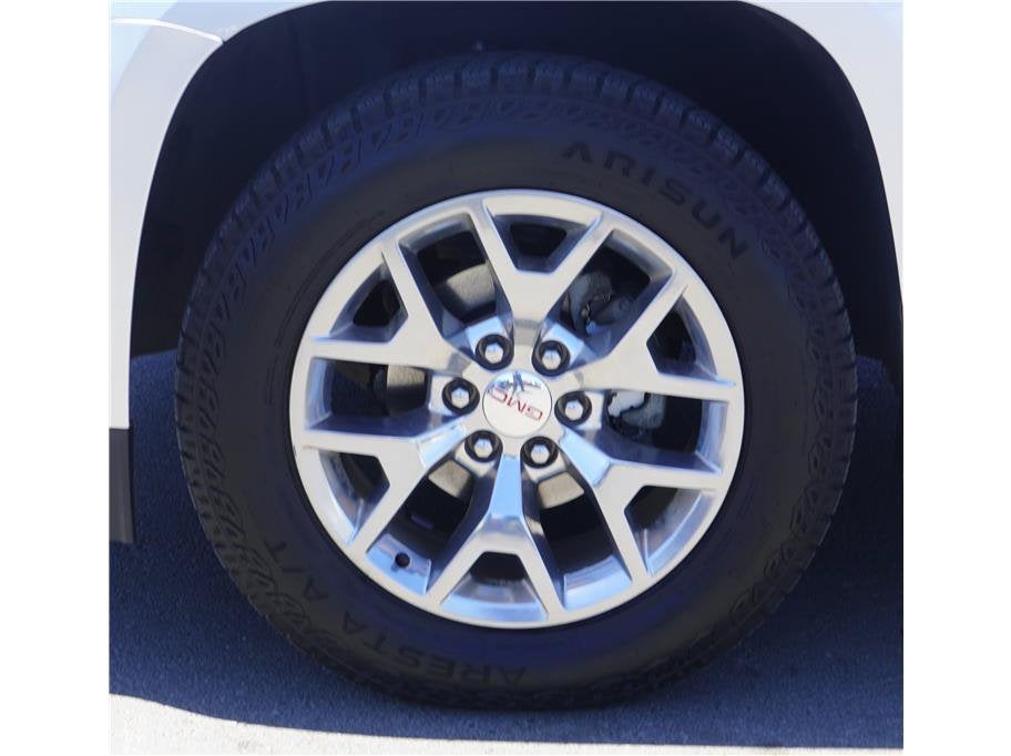 2017 GMC Yukon SLE