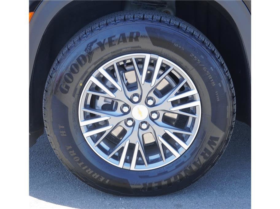 2025 Chevrolet Traverse FWD LT