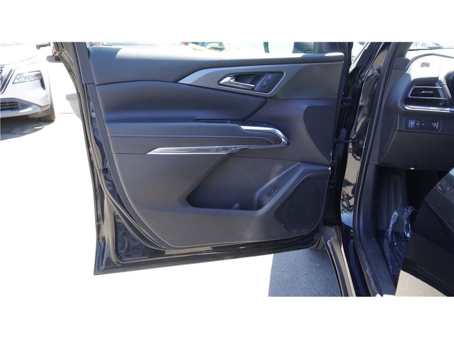2025 Chevrolet Traverse FWD LT