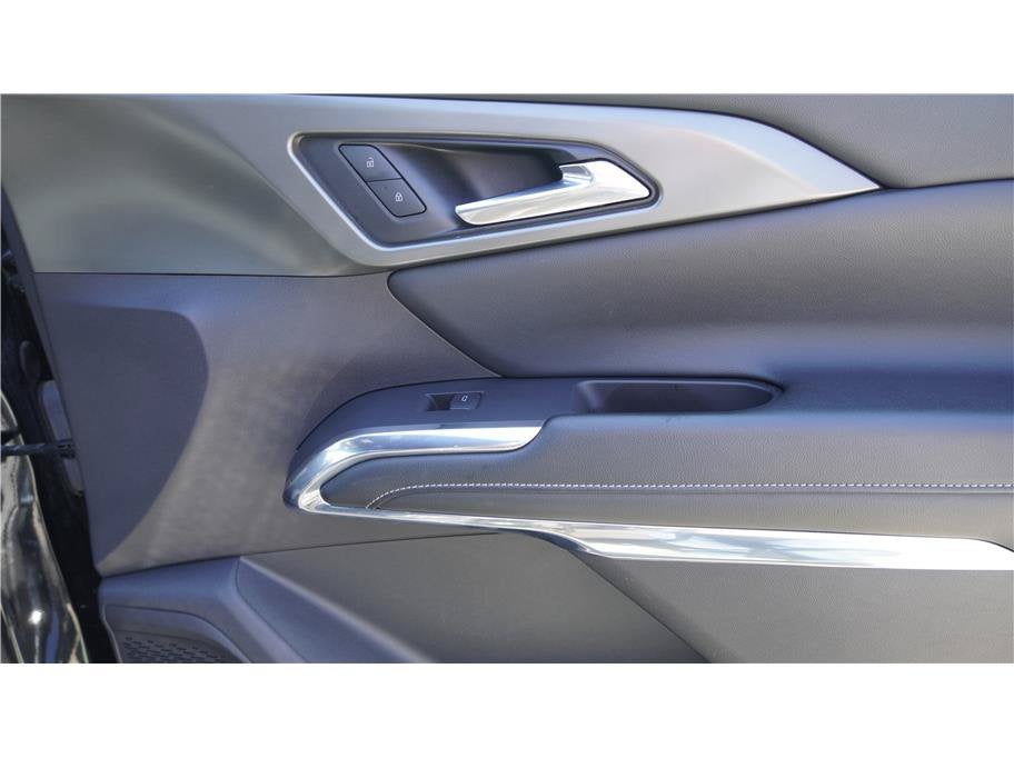 2025 Chevrolet Traverse FWD LT