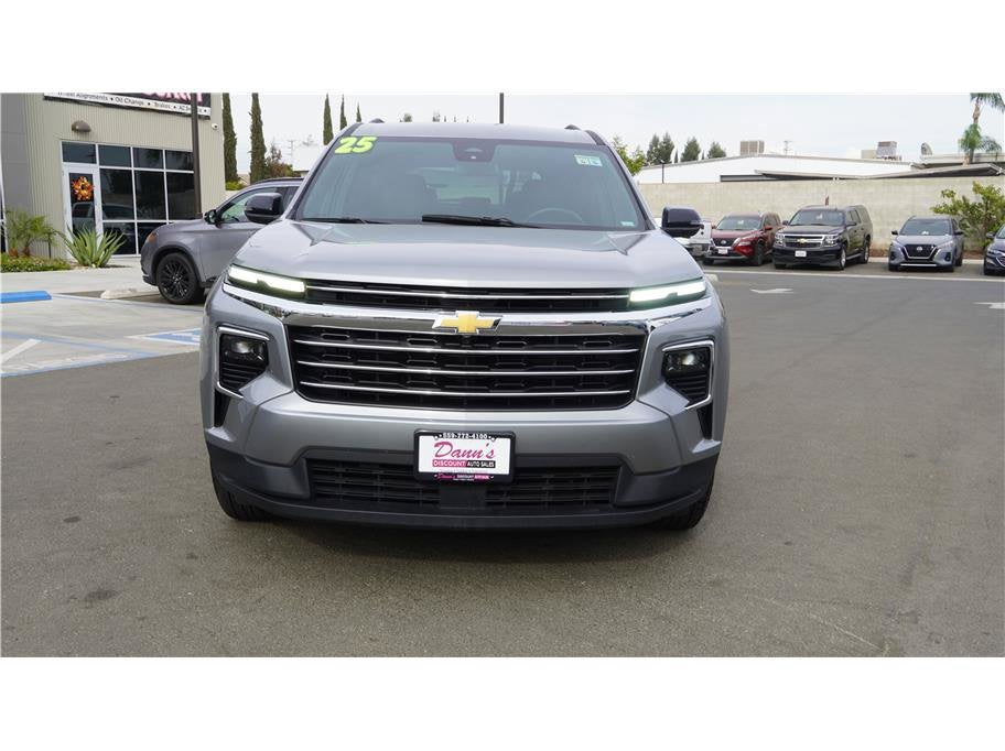 2025 Chevrolet Traverse FWD LT