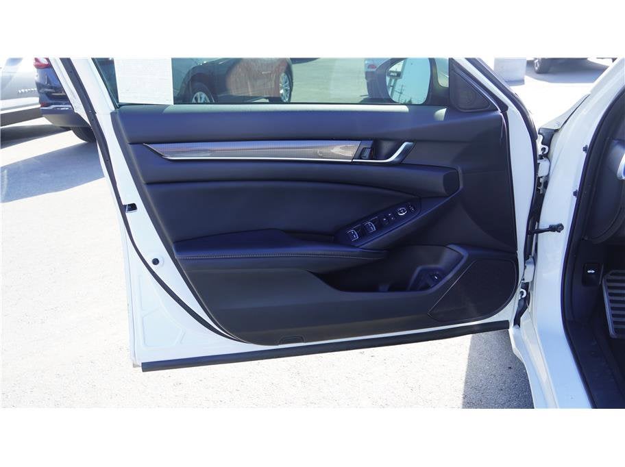 2018 Honda Accord Sedan Sport 2.0T