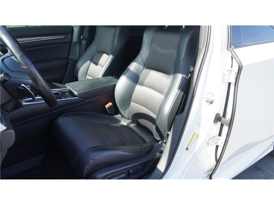 2018 Honda Accord Sedan Sport 2.0T