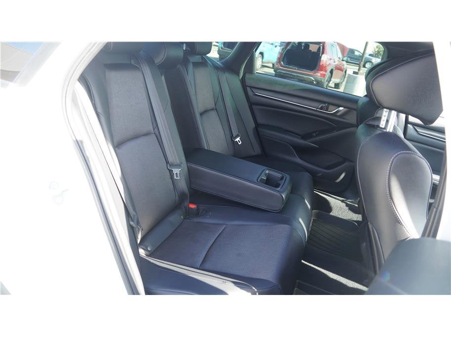 2018 Honda Accord Sedan Sport 2.0T