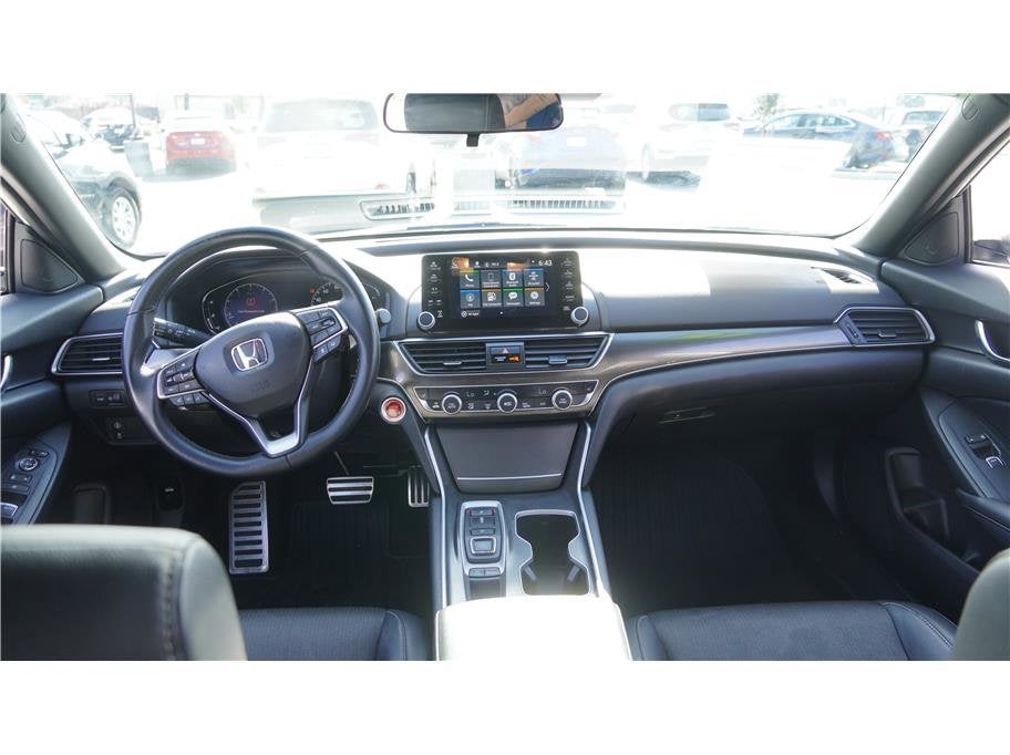 2018 Honda Accord Sedan Sport 2.0T