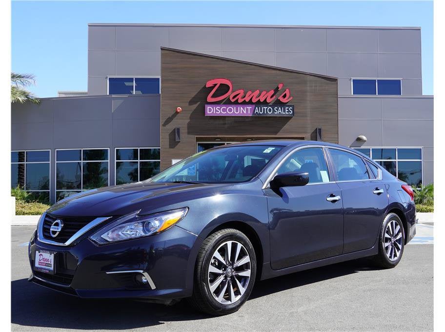 2017 Nissan Altima 2.5 SV Sedan 4D