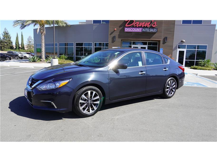 2017 Nissan Altima 2.5 SV Sedan 4D