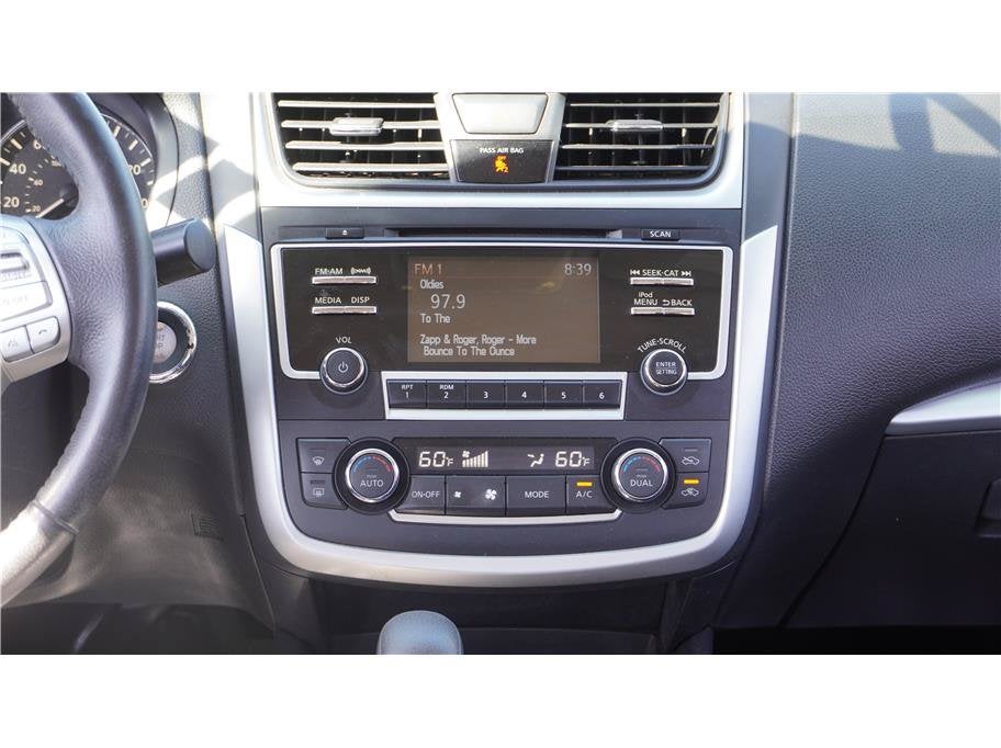 2017 Nissan Altima 2.5 SV Sedan 4D
