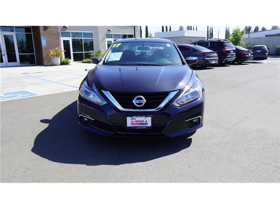 2017 Nissan Altima 2.5 SV Sedan 4D