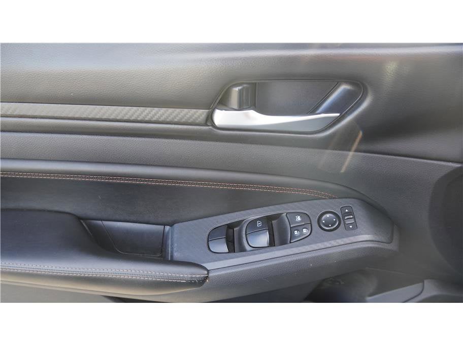 2021 Nissan Altima 2.0 SR