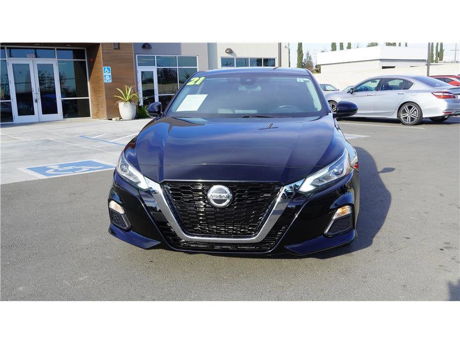 2021 Nissan Altima 2.0 SR