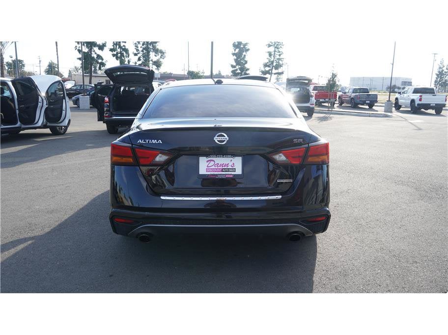 2021 Nissan Altima 2.0 SR