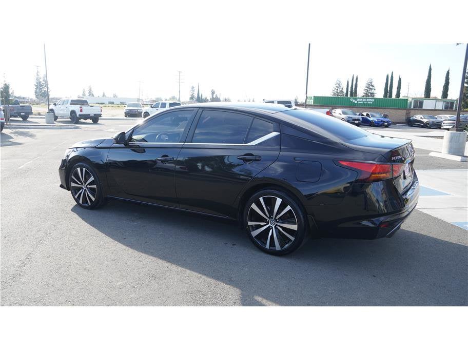 2021 Nissan Altima 2.0 SR