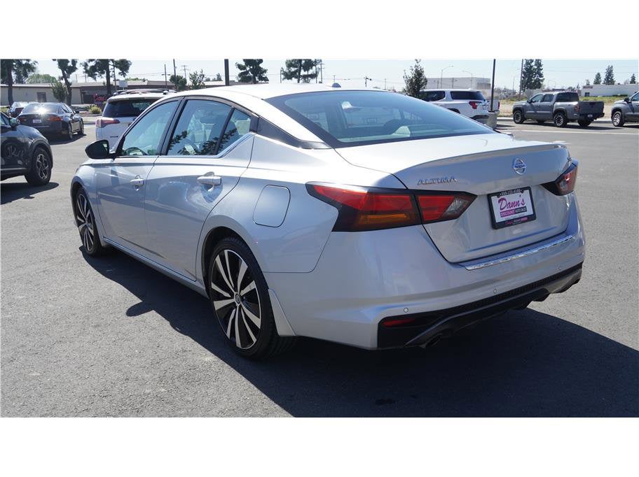 2022 Nissan Altima 2.5 SR