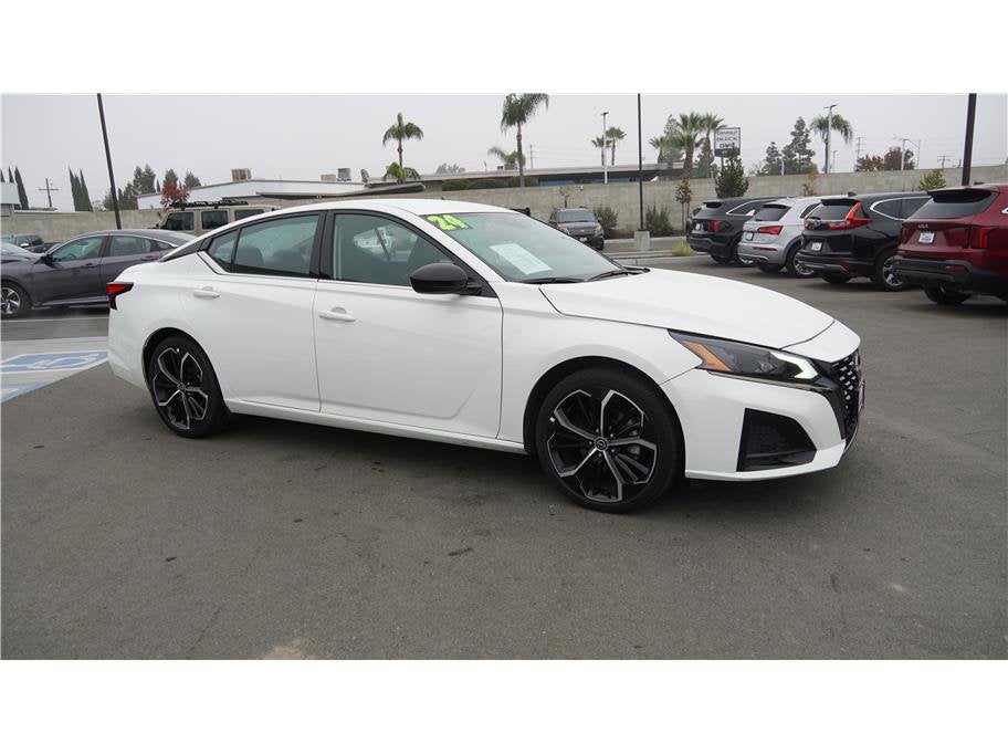 2024 Nissan Altima 2.5 SR