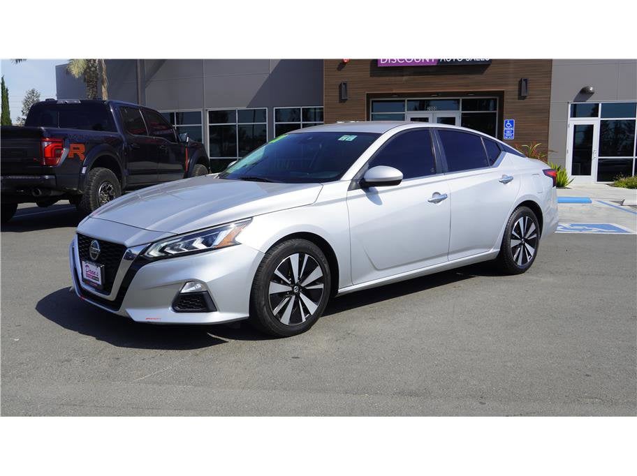 2021 Nissan Altima 2.5 SV