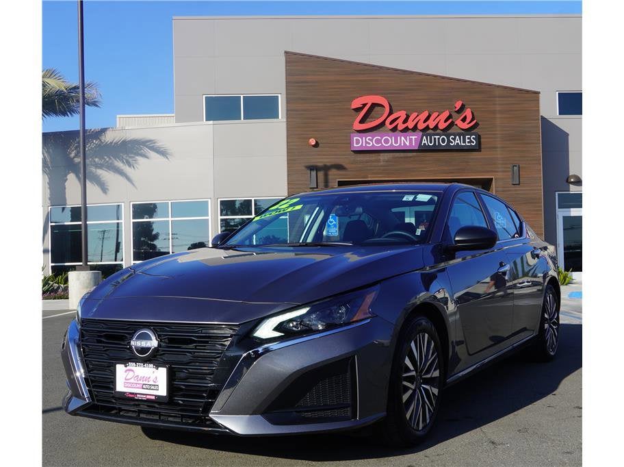 2025 Nissan Altima SV