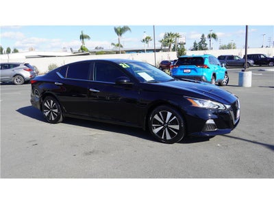 2021 Nissan Altima 2.5 SV