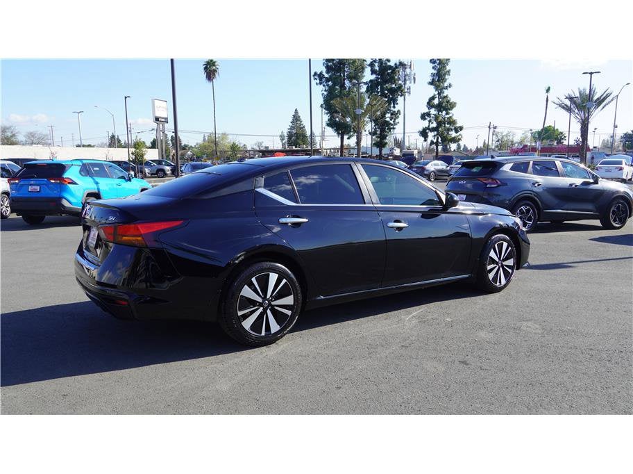 2021 Nissan Altima 2.5 SV