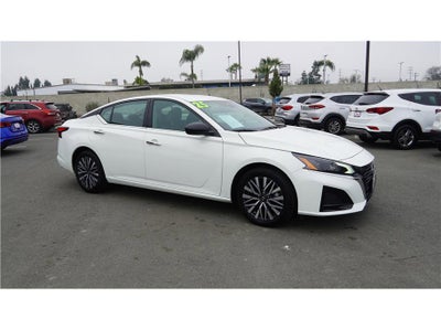 2025 Nissan Altima SV