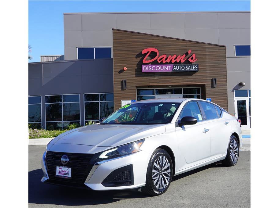 2024 Nissan Altima 2.5 SV