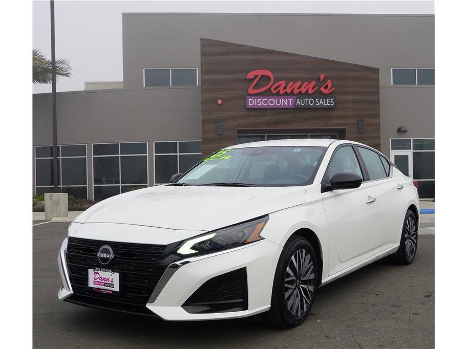 2025 Nissan Altima SV