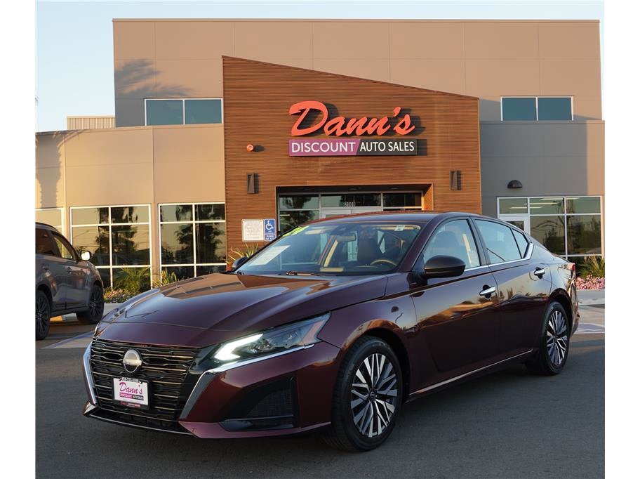 2024 Nissan Altima 2.5 SV