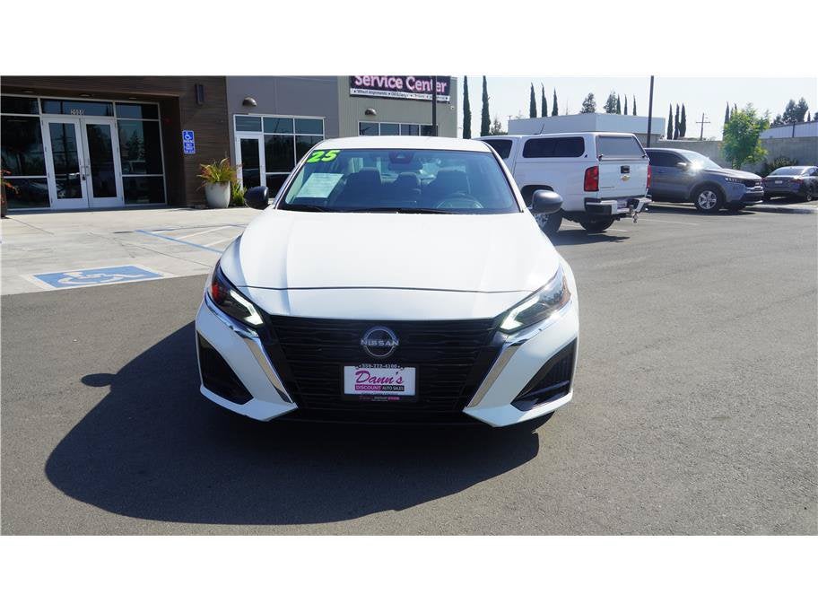 2025 Nissan Altima SV